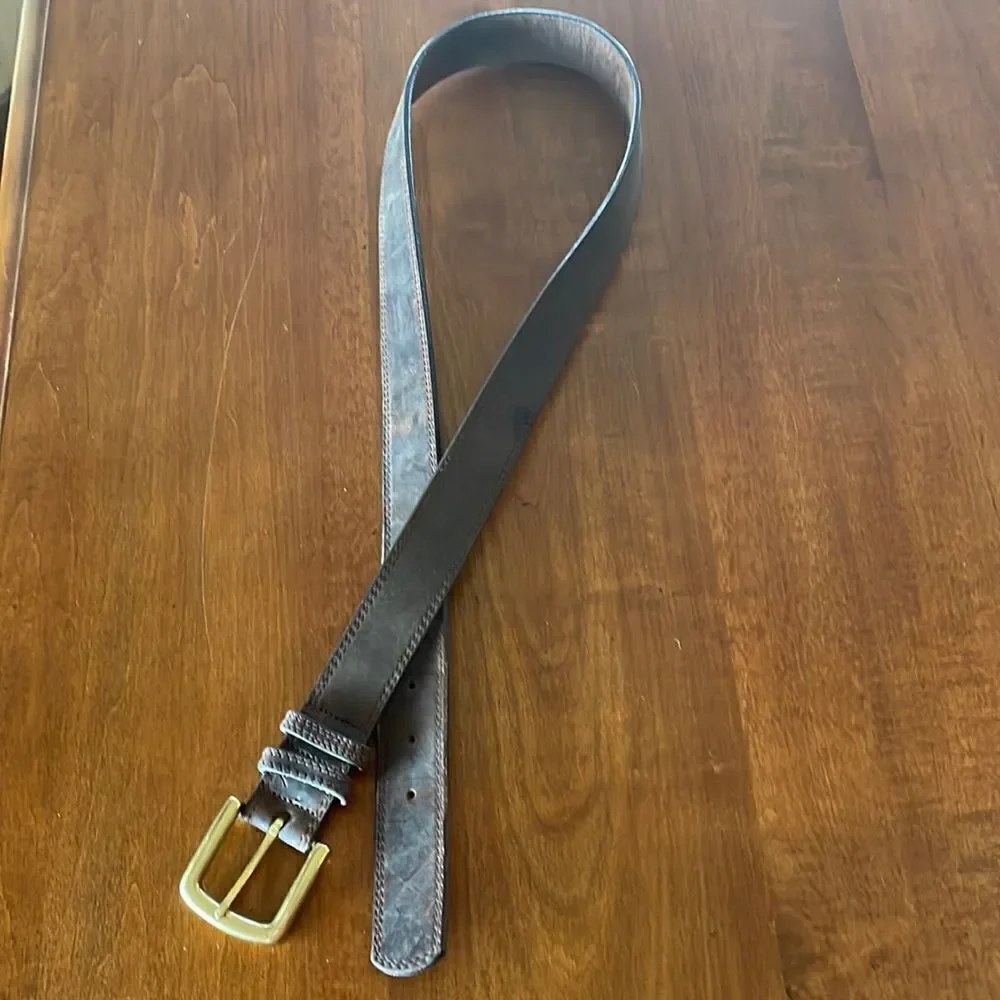 Eddie Bauer Men's Leather Belt with Brass Buckle - Size 40